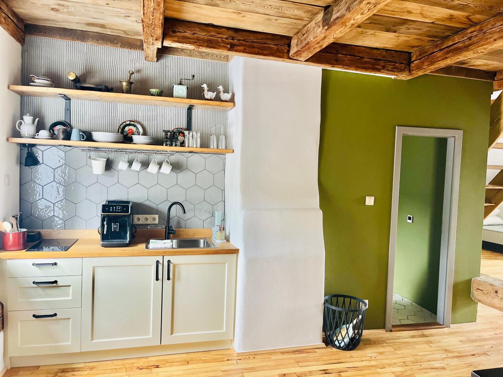 Na Nebi 187 Aparthotel Becov nad Teplou Ngoại thất bức ảnh