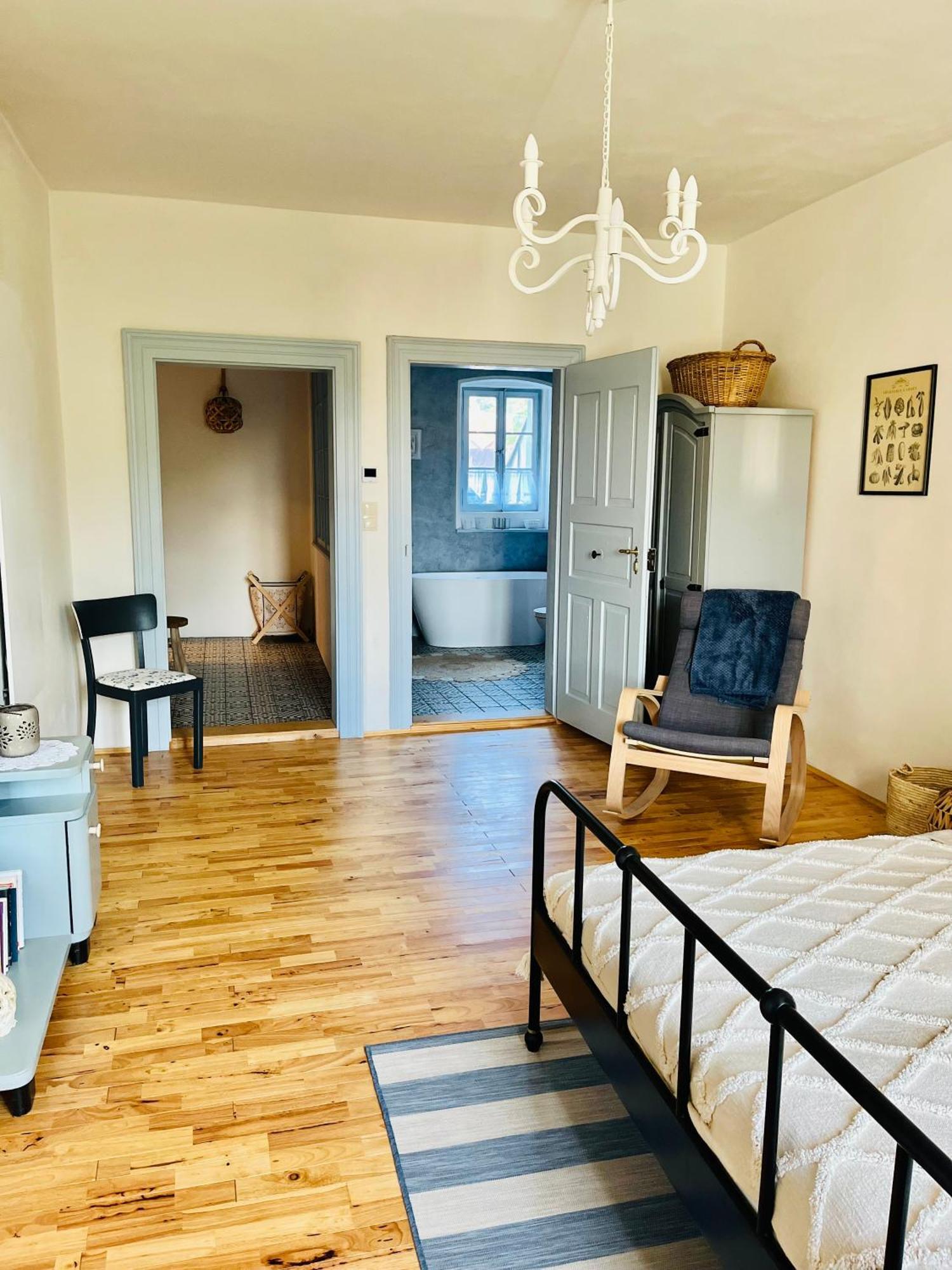 Na Nebi 187 Aparthotel Becov nad Teplou Ngoại thất bức ảnh