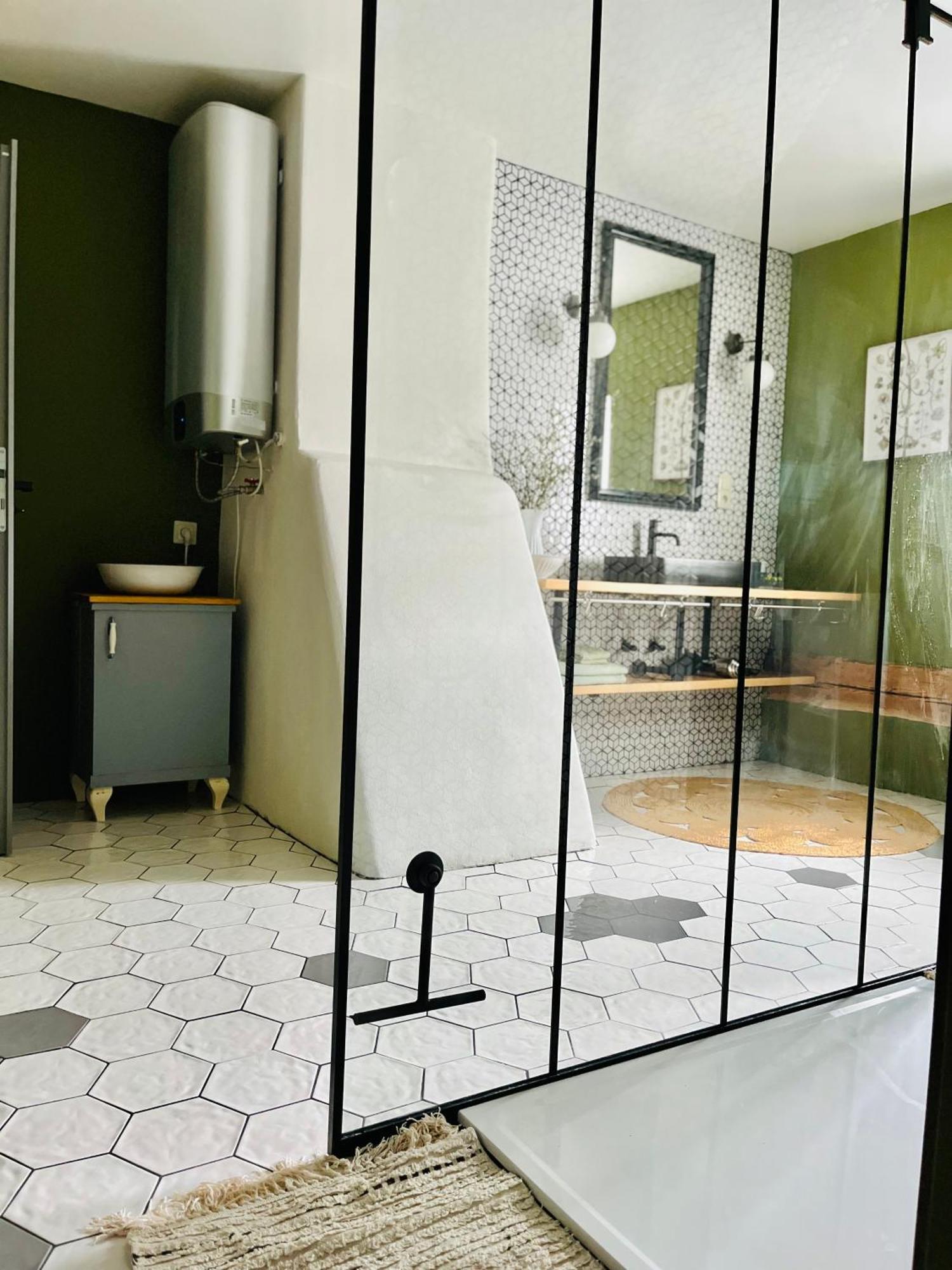 Na Nebi 187 Aparthotel Becov nad Teplou Ngoại thất bức ảnh